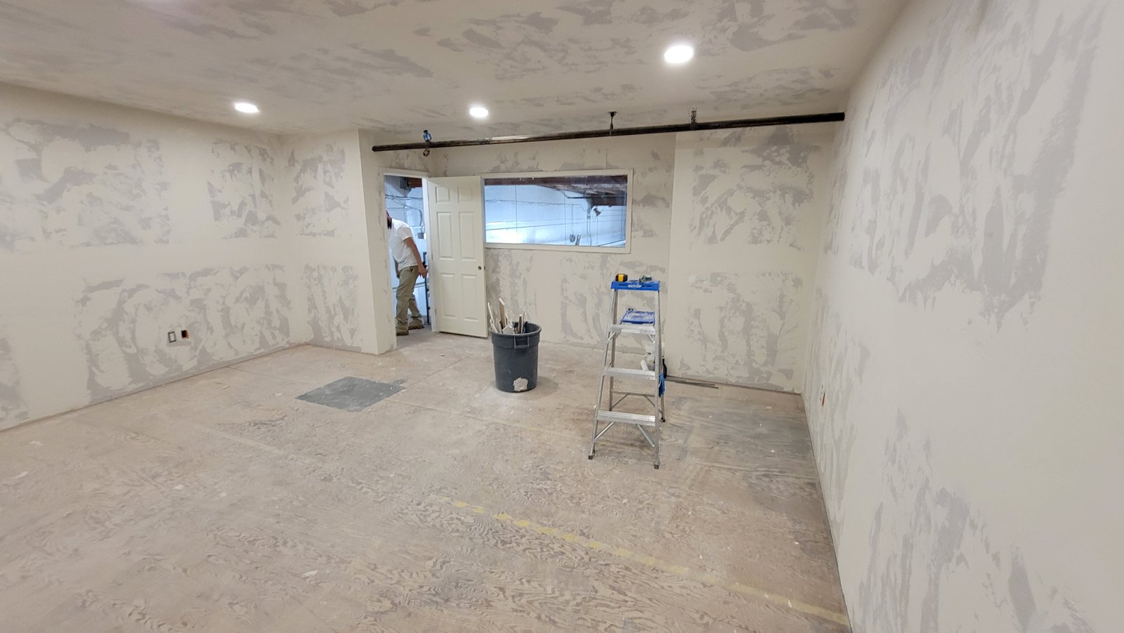 Full room drywall skim coat with recessed lights Tucson AZ